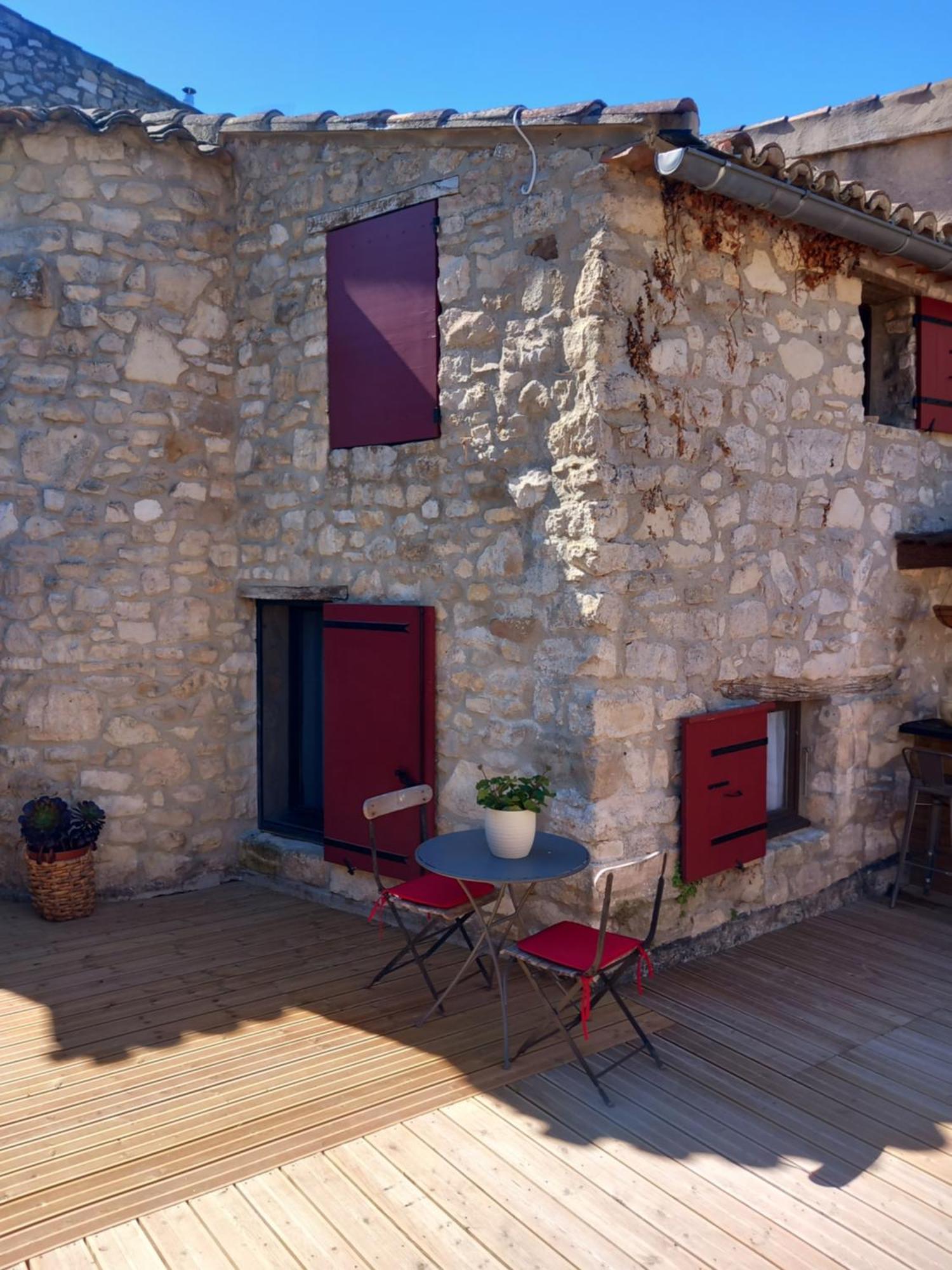 Chez Daniele Chambre Avec Jacuzzi Et Terrasse Privee Murs  Bagian luar foto